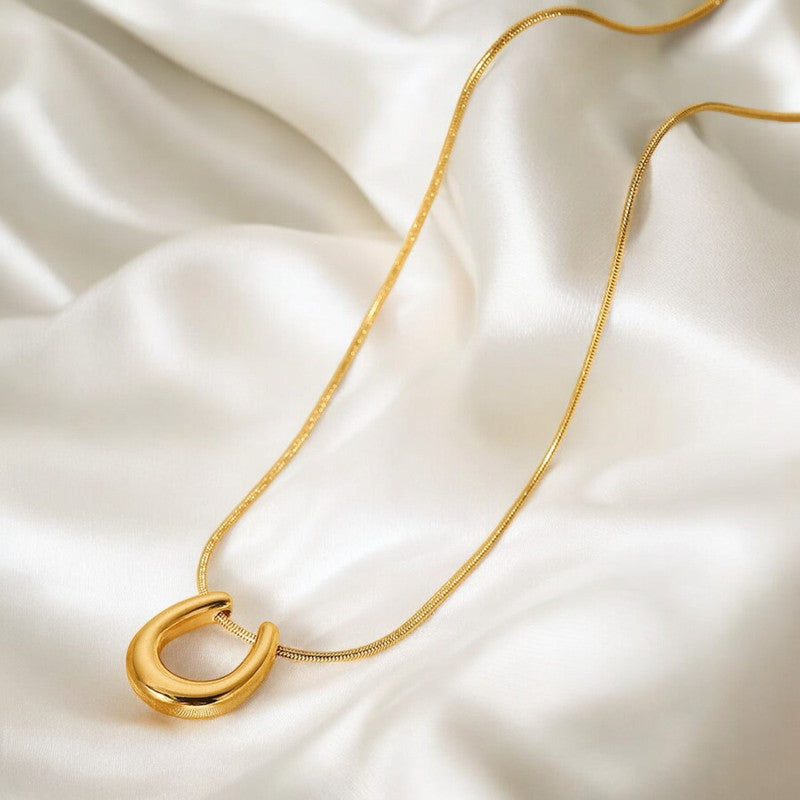 Gold-Plated Stainless Steel Anti Tarnish Geometric Shaped Pendant For Women